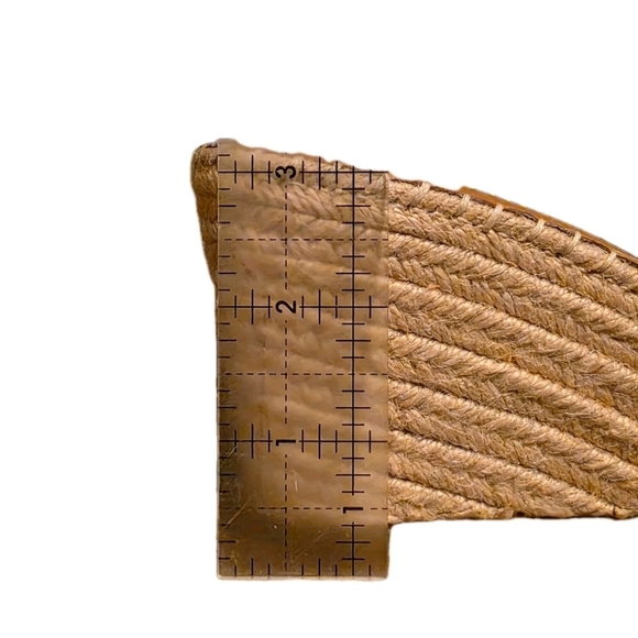 Gentle Souls by Kenneth Cole Signature Perforated Suede 3" Wedge Sandals Size 10 - Picture 5 of 6